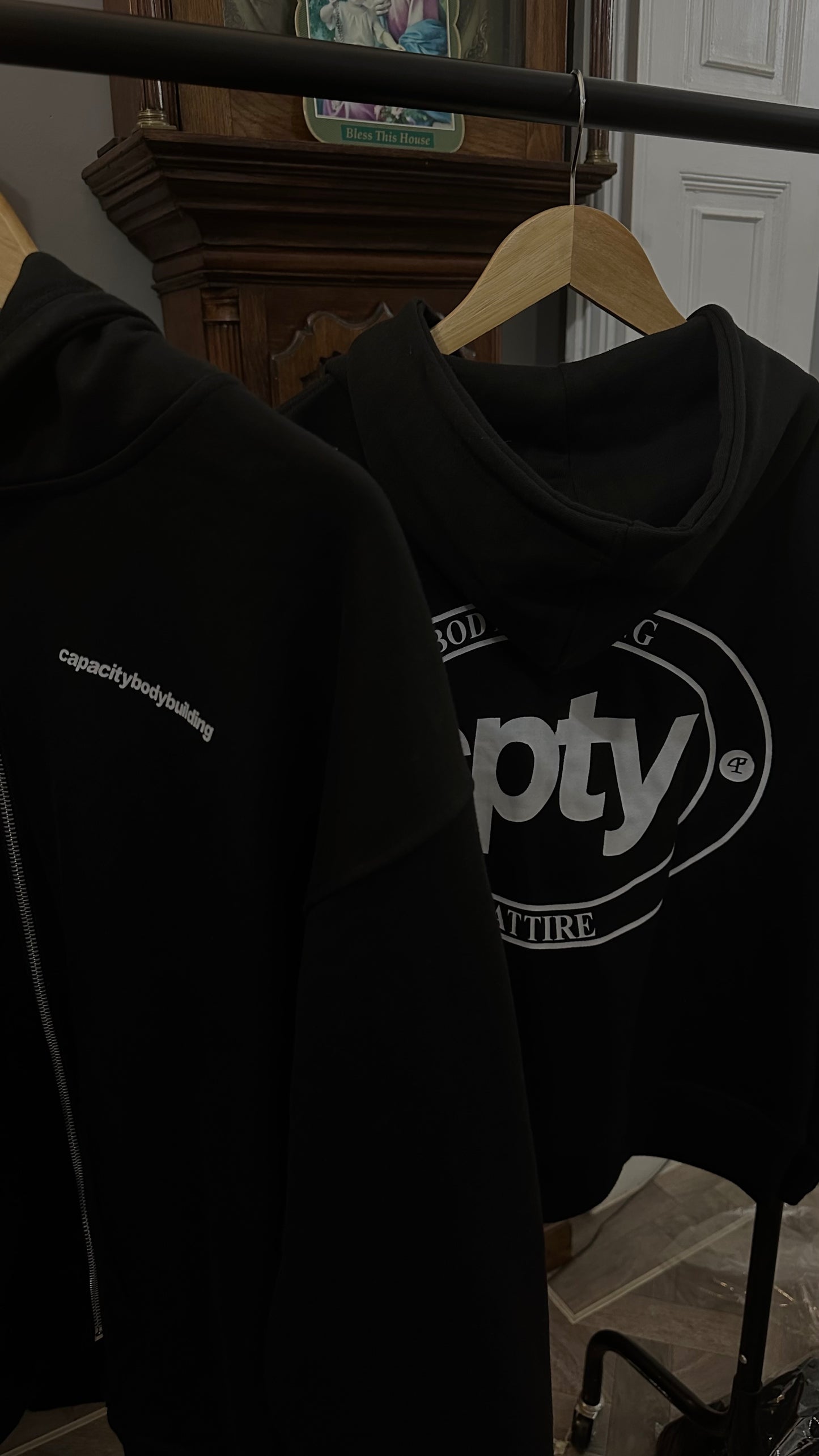 Capacity Legacy Zip-up